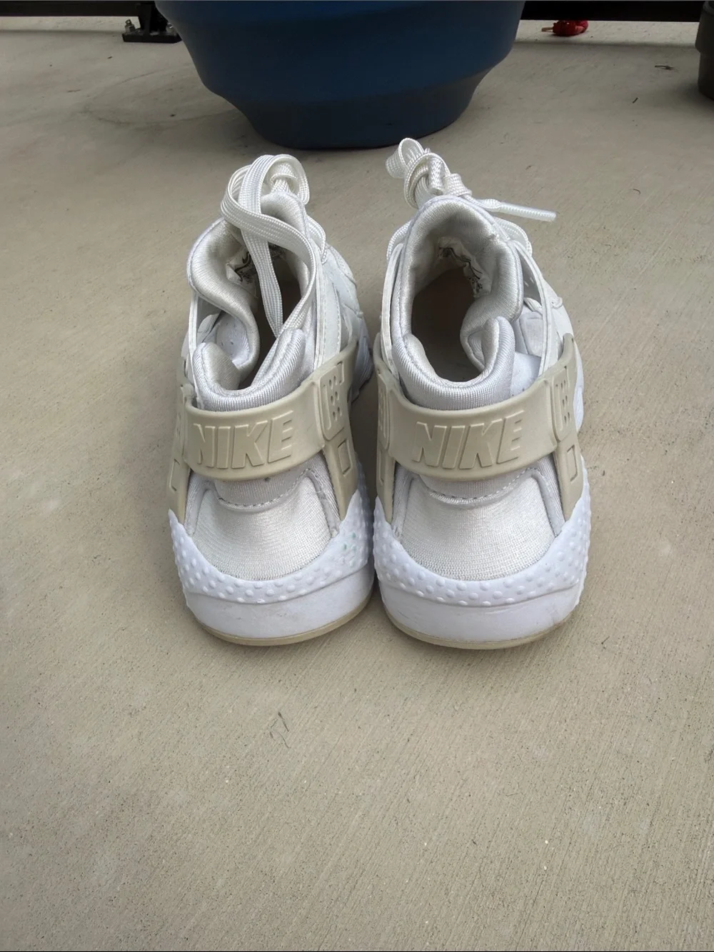 Nike Huarache Kids White Sneakers with Light Beige Accents